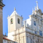 O encontro por trás dos cânticos