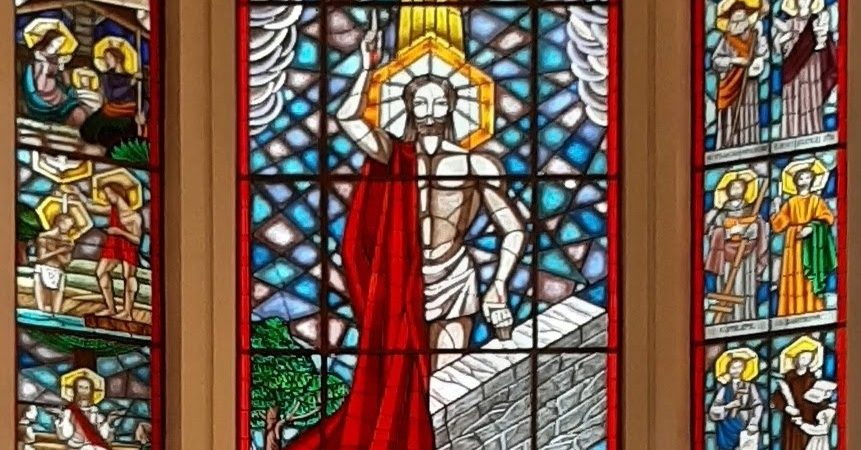Foto: Vitral Nunes Pereira, na Igreja de S. José, Coimbra