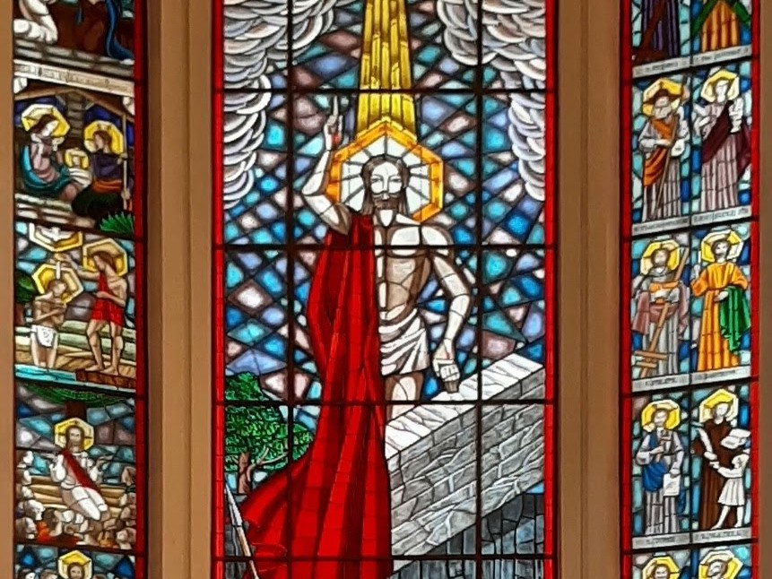 Foto: Vitral Nunes Pereira, na Igreja de S. José, Coimbra