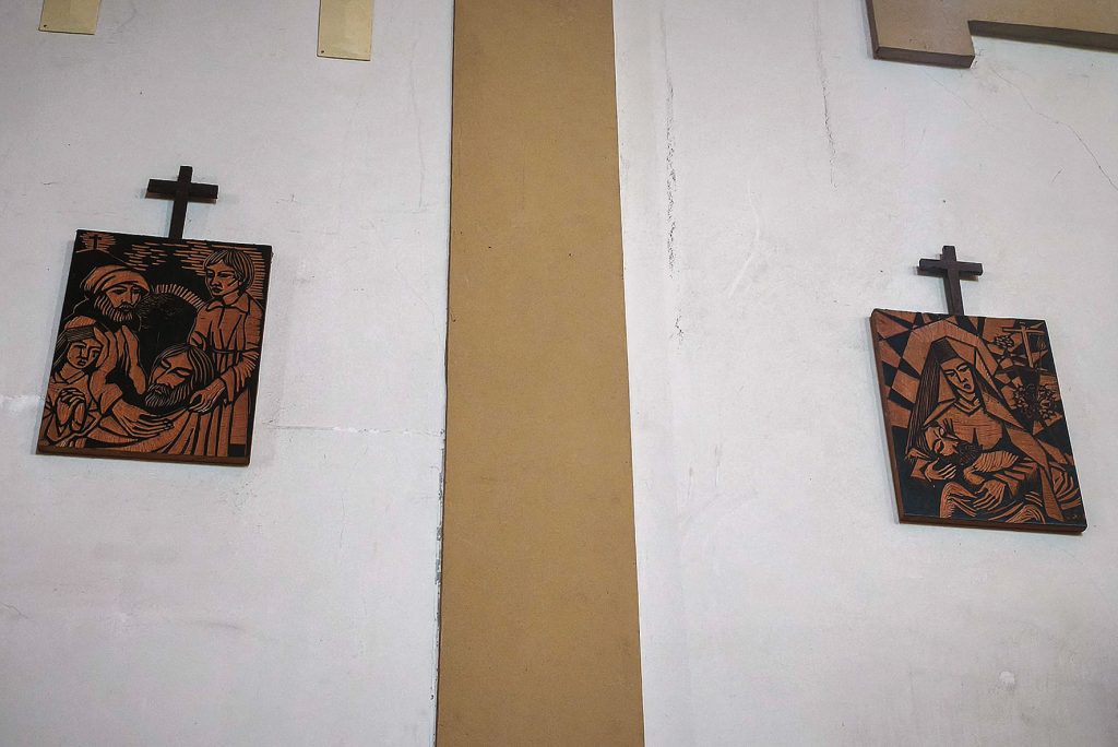 Via-Sacra no interior da Igreja Matriz da Lousã